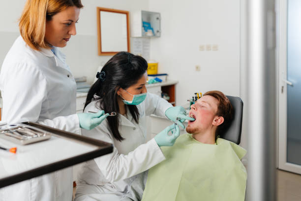 Best Weekend Emergency Dental Services in East Valley, NV